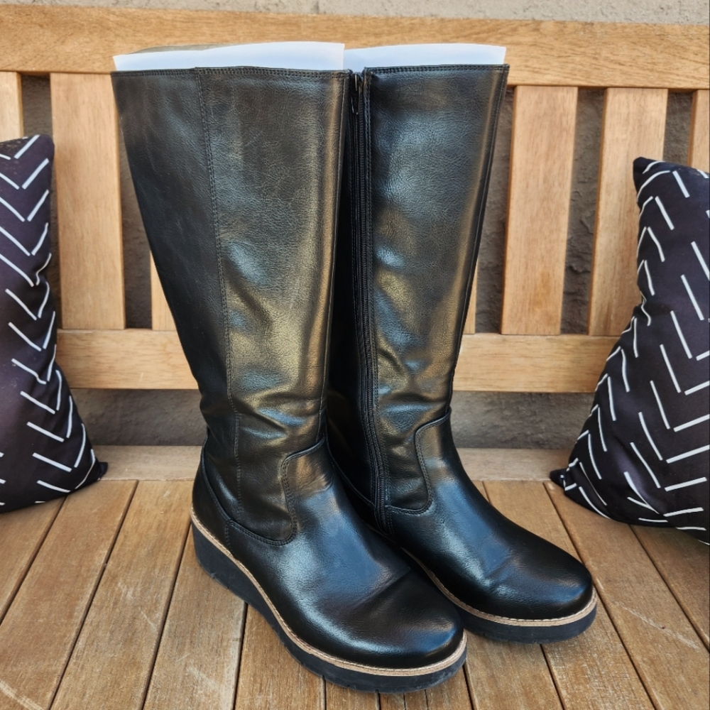 Women's Black Leather Knee-High Boots Eurosoft